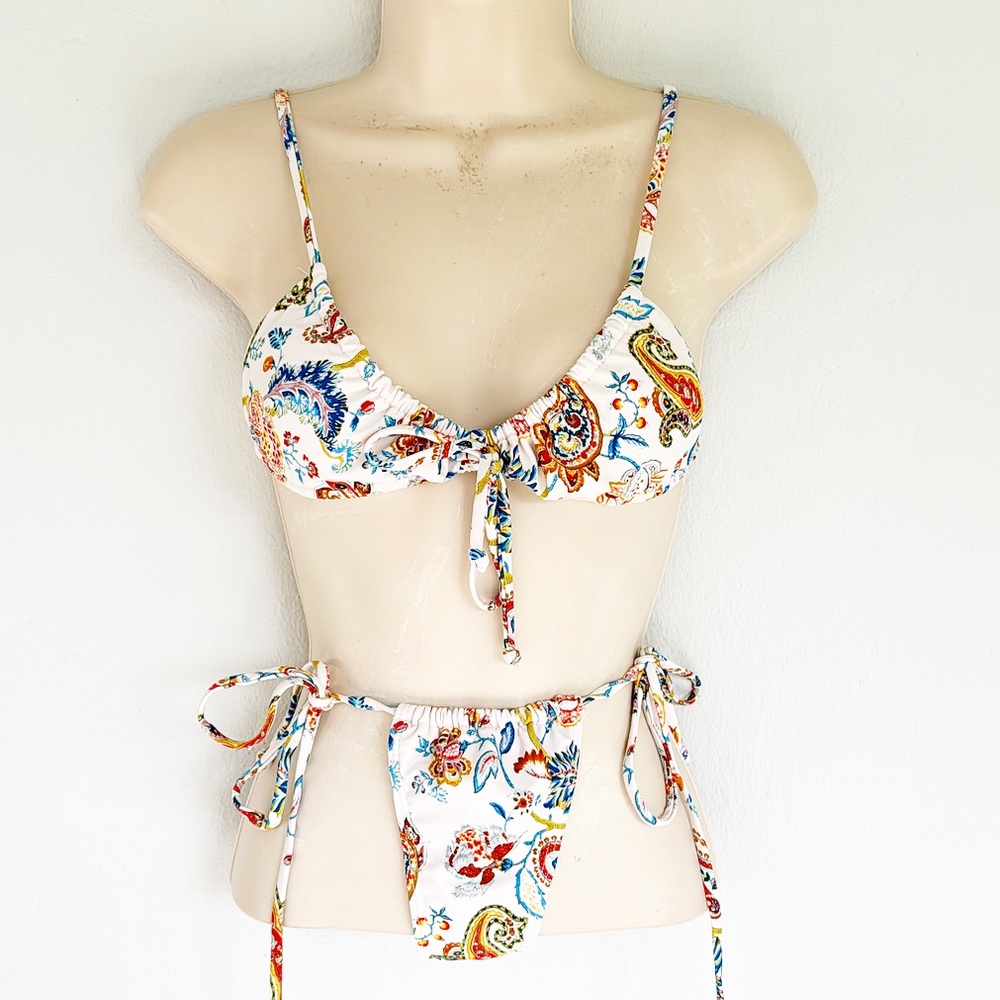 White colorful floral paisley print tie strap string bikini set size small